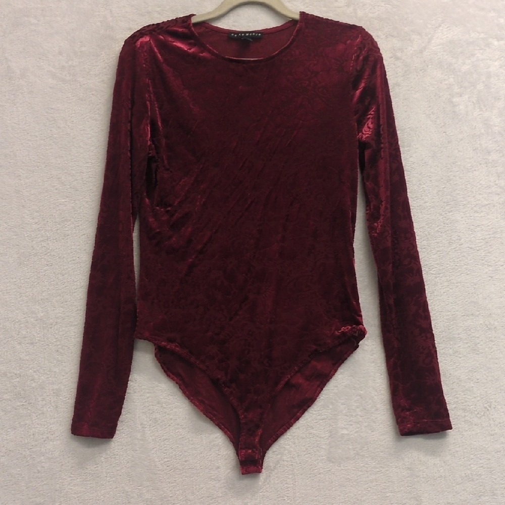 Haute Monde Junior's Maroon Crushed Velvet Long Sleeve Bodysuit Size XL